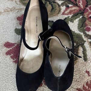 Bandolino Women's Black Heels with Strap